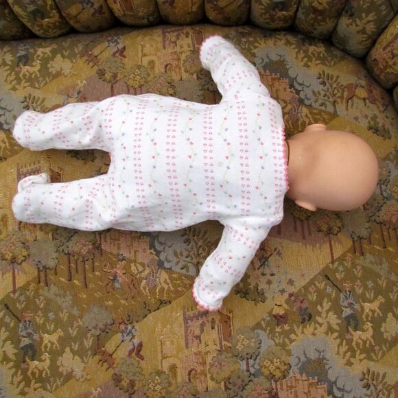 16" BABY DOLL MADAME ALEXANDER 2006 w WARDROBE; SEE ALL THAT'S INCLUDED! EUC - Picture 11 of 13